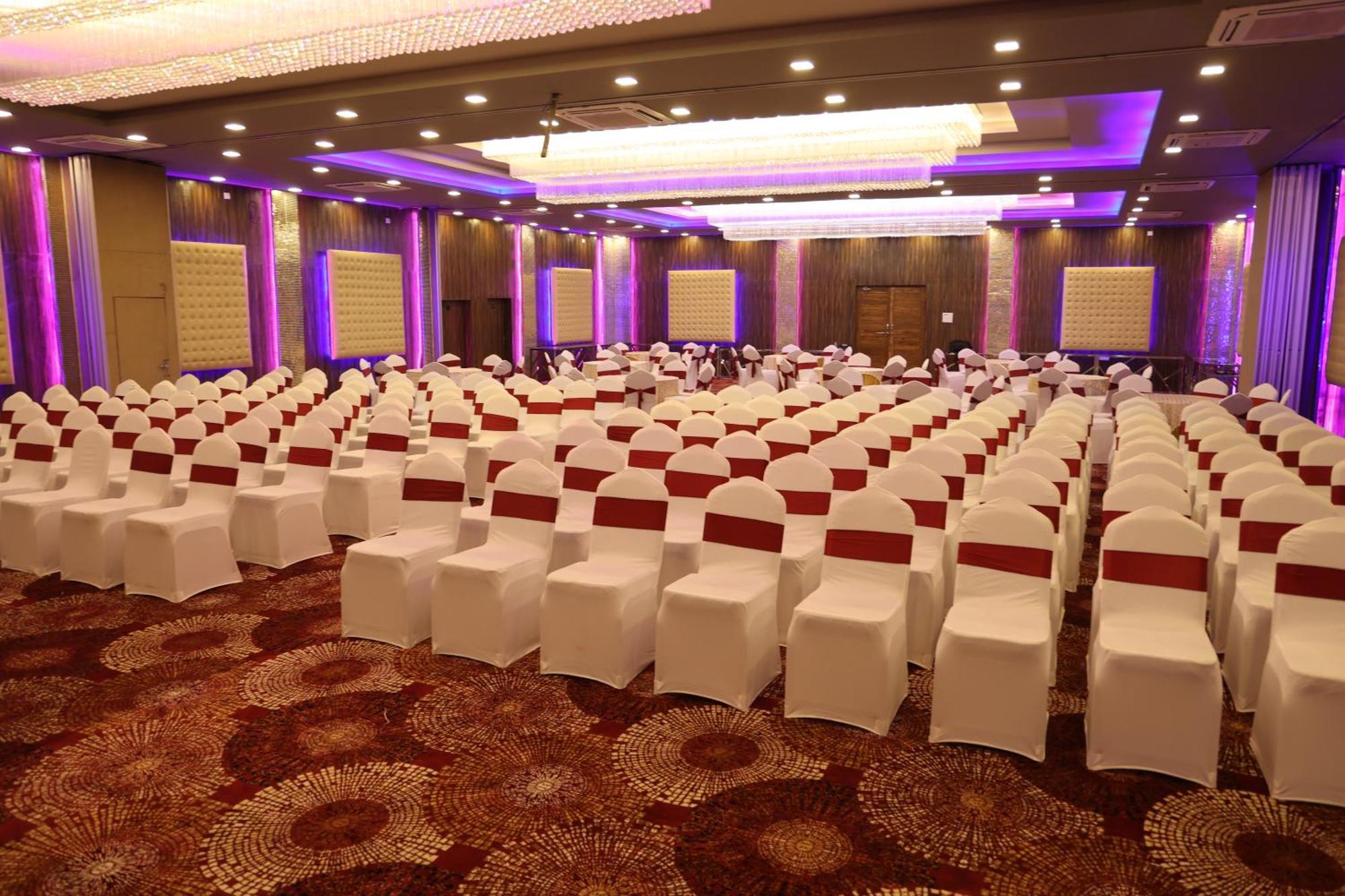 Dan Resorts & Weddings Boisar Экстерьер фото