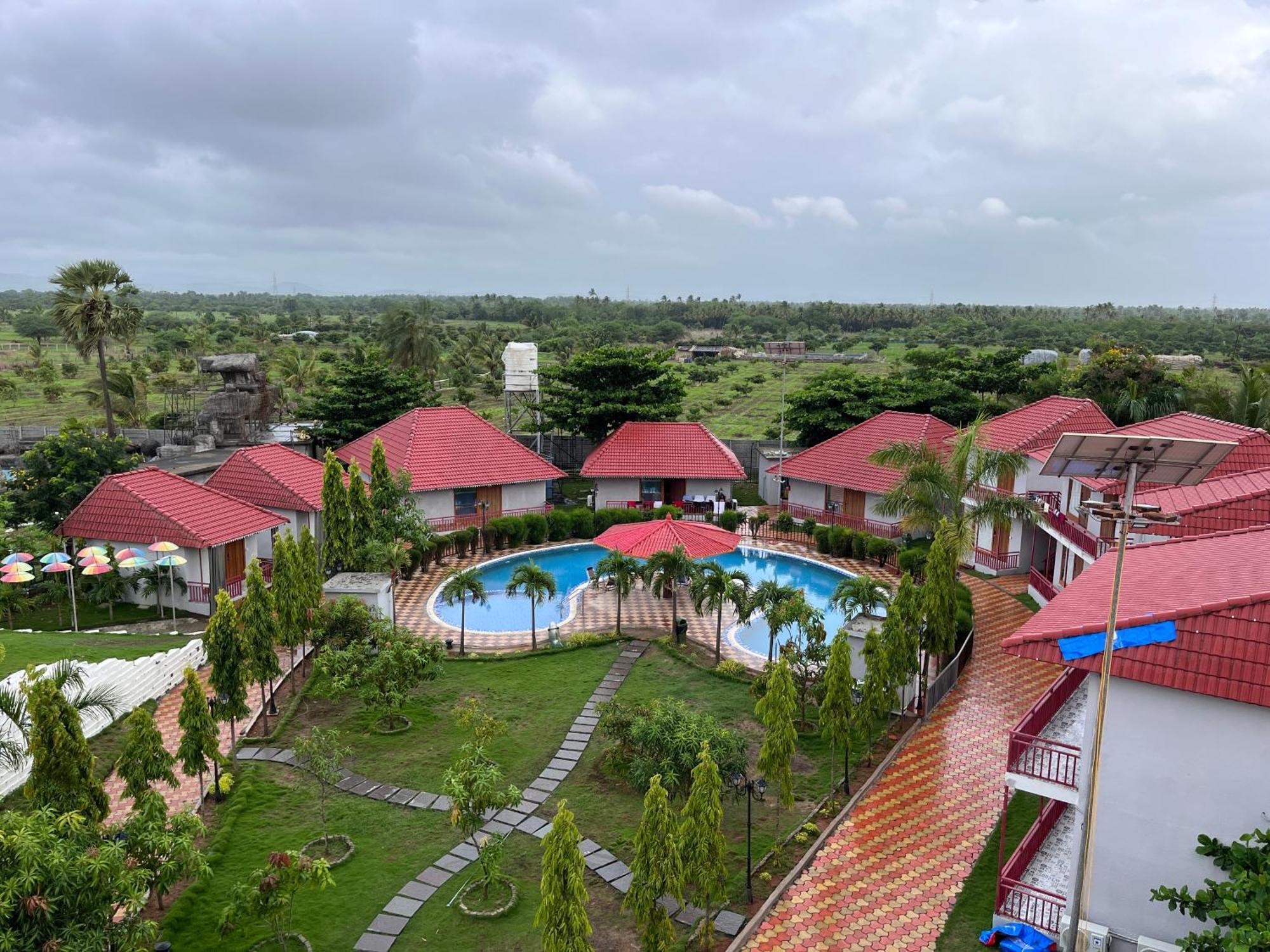 Dan Resorts & Weddings Boisar Экстерьер фото